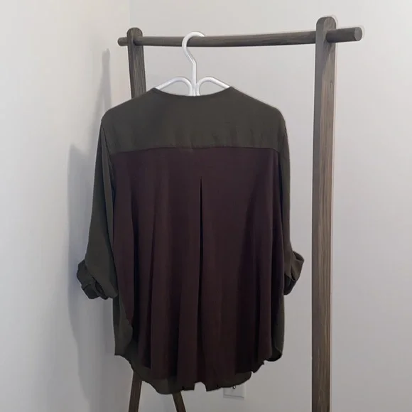 George - Picture 4 of 4